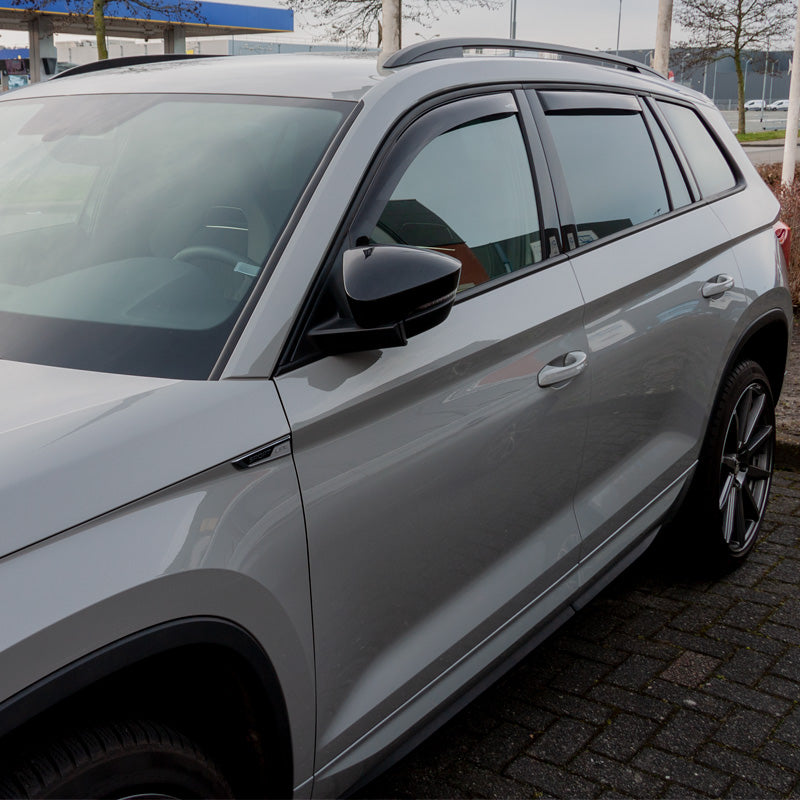 ClimAir, Windabweiser Schwarz passend für Skoda Kodiaq 2017- (nur mit Schwarze-Schachtleiste), Plastik