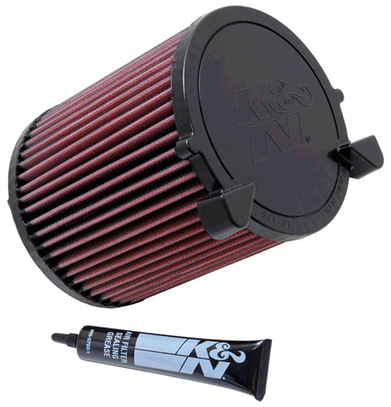 K&N, Tauschluftfilter passend für Audi A3 1.6 6/2003-2012 (exkl. FSi) A3 2.0 exkl. Turbo / div VAG (E-2014), Baumwolle, Rot